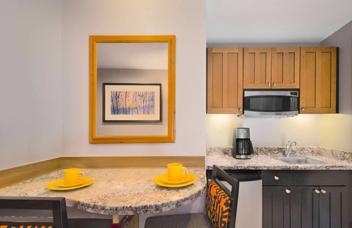 North Park City Resort | Marriott Mountainside STUDIO Dec. 28 - Jan. 4 Confirmed Week Ski-In/Out