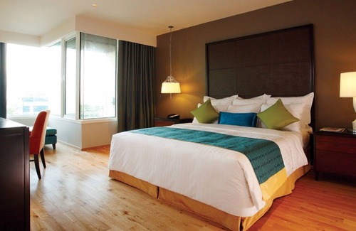 Yan Nawa Resort | Marriott's Bangkok Empire Place, 3 Bedroom Villa