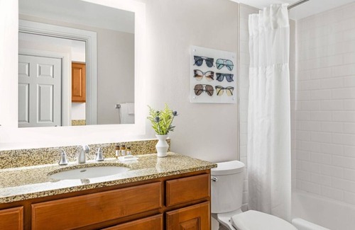 Williamsburg Resort | Marriott's Grande Vista Studio: Your Orlando Oasis for Family Fun and Relaxation