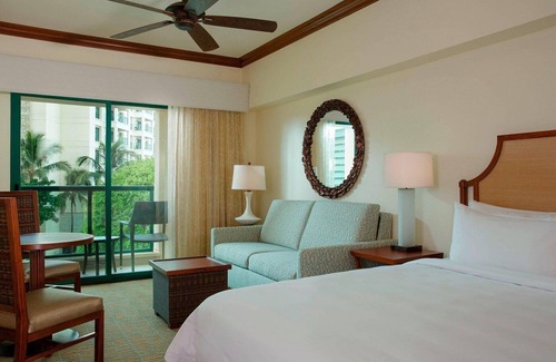 Ko Olina Resort | Marriott's Ko Olina Beach Club, full access to resort amenities, kitchenette