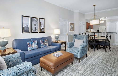 Williamsburg Hotel | Marriott's Manor Club at Ford's Colony