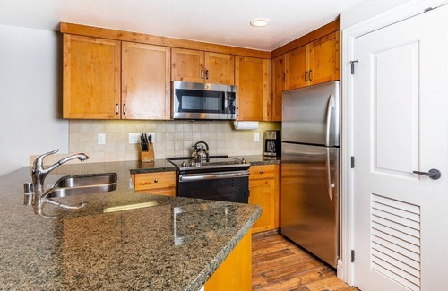 South Lake Tahoe Condo | Marriott's Timber Lodge, Lake Tahoe, One Bedroom Villa.