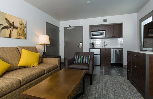 Civic Core Resort | Marriott's Vacation Club Pulse, San Diego 2 Bedroom Suite