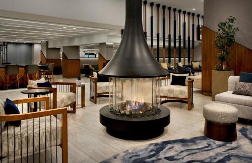 Metro Center Hotel | Marriott Springfield Downtown