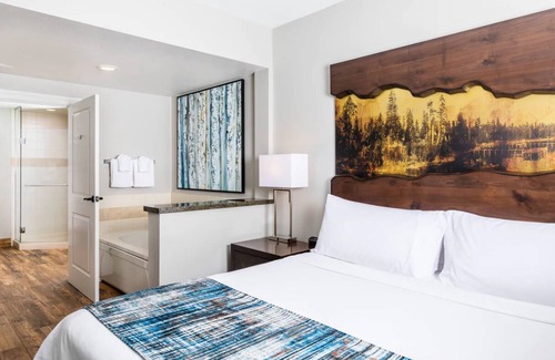 South Lake Tahoe Resort | Marriott Timber Lodge, Full Kitchen, Access to Resort Amenities