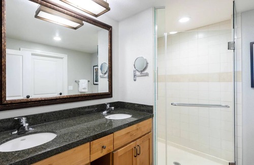 South Lake Tahoe Resort | Marriott Timber Lodge, Full Kitchen, Access to Resort Amenities