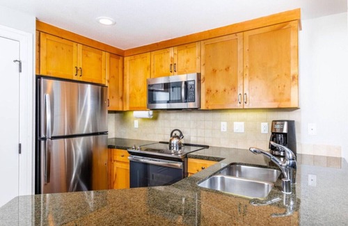 South Lake Tahoe Hotel | Marriott Timber Lodge 1BD Villa