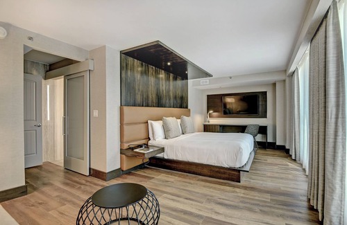 South Tulsa Hotel | Marriott Tulsa Hotel Southern Hills