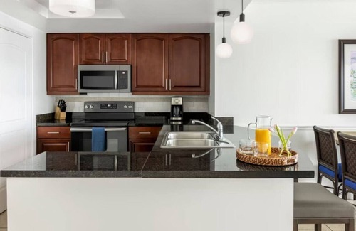 Estate Bakkero Condo | Marriotts Frenchman`s Cove 2BD