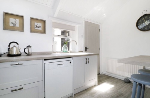 Wigton Cottage | MARSH VILLA, pet friendly, with open fire in Silloth