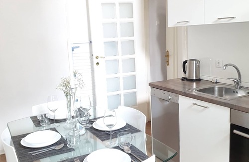Kosancicev Venac Apartment | Marshal Urban Downtown apartment