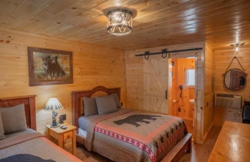 Gatlinburg Hotel | Marshall's Creek Rest Motel