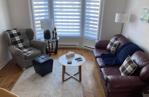 Terra Nova Bed & Breakfast | Marshall's Landing, Mount Pearl, NL - The convenience of city life living!