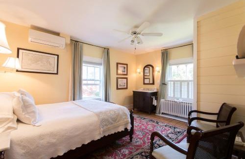 Top of the Hill Hotel | Marshall Slocum Inn