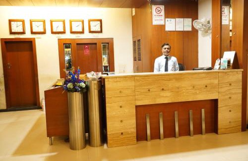 Paldi Hotel | Marshall The Grand Hotel