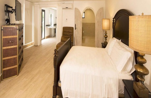 Lancaster Villa | Martello House 6 beds