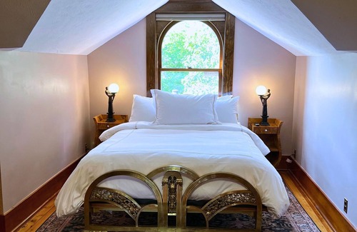 Lincoln Bed & Breakfast | Martha's Bed and Breakfast