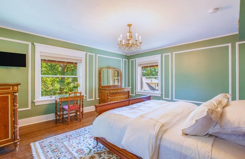 Lincoln Bed & Breakfast | Martha's Bed and Breakfast