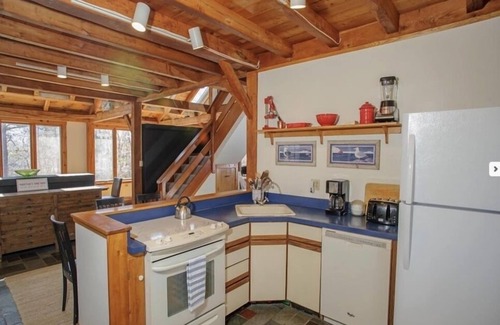 West Tisbury House | Martha's Vineyard. Spacious Living Inside & Out! Sleeps 8!