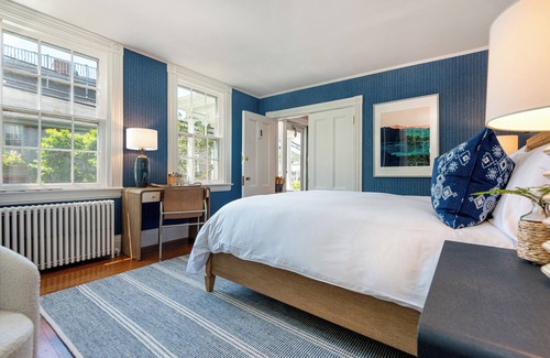 Nantucket Town Bed & Breakfast | Martin House Inn