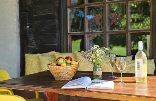 Smarje pri Jelsah Ski Chalet | Martin's Family Cottage with Hot Tub & Views
