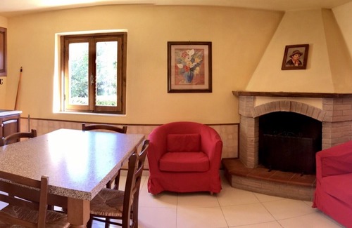 Pescia Villa | Martina&VanessaResidence panoramic pool exclusive use,WiFi,trakking trail