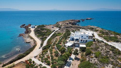 Paros Villa | Martineli Residence - A Beachfront Estate