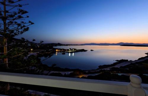 Paros Villa | Martineli Residence - A Beachfront Estate