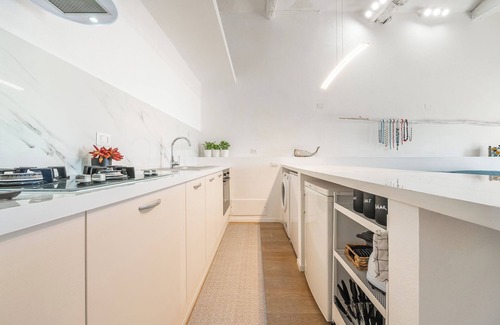 Historic Castle District Apartment | Martini Time, panoramic terrace on the castle walls