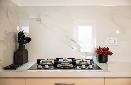 Historic Castle District Apartment | Martini Time, panoramic terrace on the castle walls