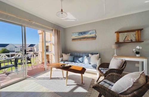 Marina Martinique Apartment | Martinique Cove 18