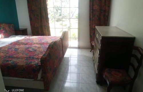 Le Lamentin Villa | Martinique vue d'exception et piscine