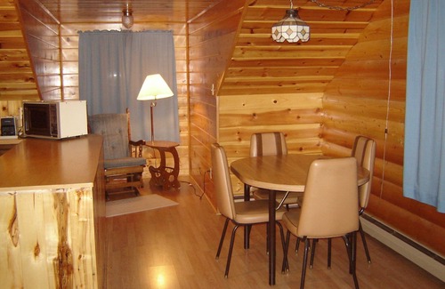 Whitefish Apartment | Martins Vacation Rental Log Cabin