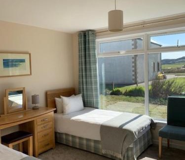 Isle of Iona Bed & Breakfast | Martyrs Bay Rooms