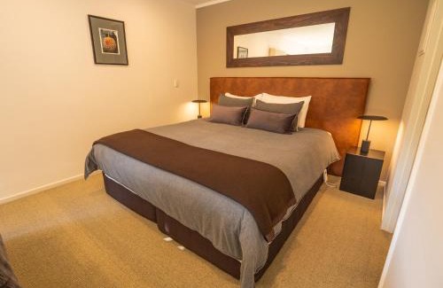 Shenandoah Villa | Maruia River Retreat