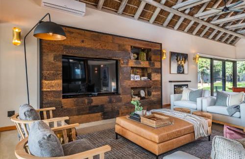 Buffelspruit House | Marula Sunrise Lodge, Mjejane Private Game Reserve