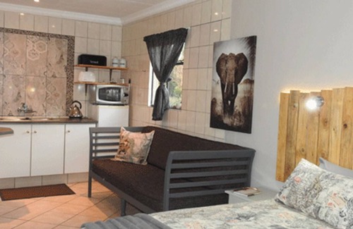Hammanskraal Cabin | Marulani Bush Lodge