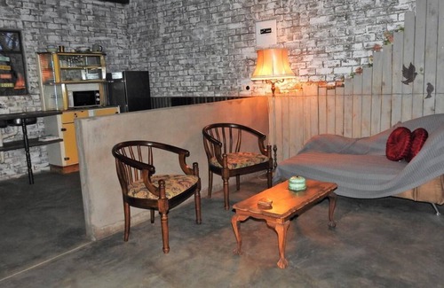 Hammanskraal Cabin | Marulani Bush Lodge