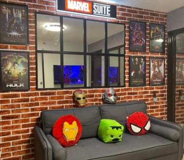 Santa Mesa Apartment | Marvel Suite Staycation -Near Doña Elena Tower
