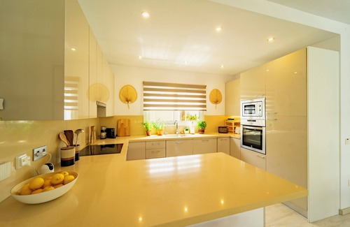 Carib Playa Villa | Marvellous 3 Bed Villa by the sea with pool