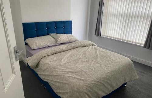 Tunstall House | Marvellous Room 1