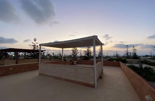 Ad-Dukhaylah Ski Chalet | Marvelous chalet with AC in Alexandria Governorate