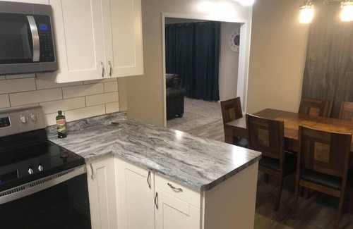 Sioux Falls House | Marvelous 2 Bedroom Close To It All!