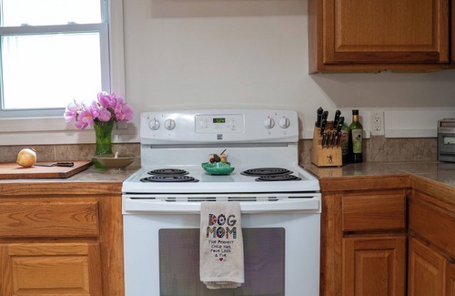 St. Albans Apartment | Marvelous 3-bedroom apartment with WiFi in Saint Albans City