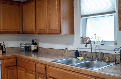 St. Albans Apartment | Marvelous 3-bedroom apartment with WiFi in Saint Albans City