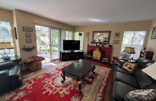 Guajome House | Marvelous 3 bedroom house with AC in Oceanside on a cul de sac.