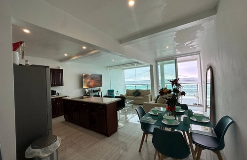 Rosarito Condo | Marvelous 3-bedroom condo with WiFi in Playas de Rosarito and more.