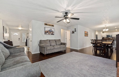 Boise House | Marvelous 5-bedroom house in Boise with WiFi, AC