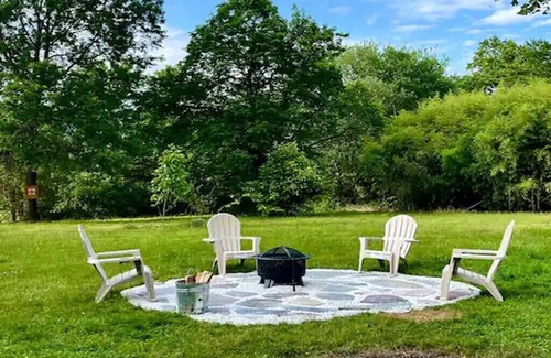 South Blooming Grove House | Marvelous 6-bedroom house with AC in Monroe