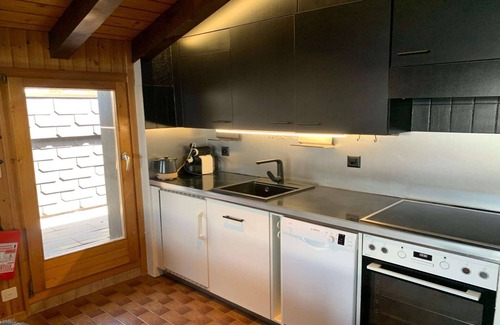 Salins Apartment | Marvelous apartment with balcony